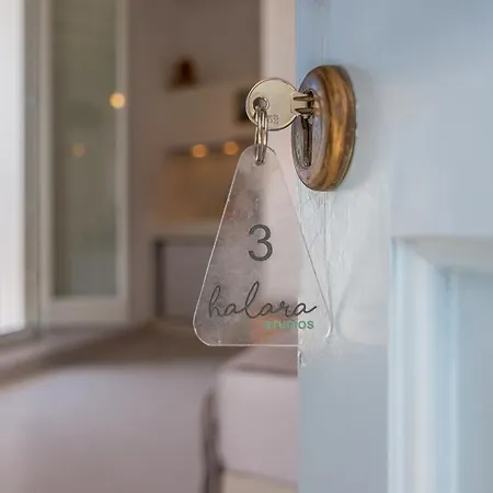 Halara Daire Plaka (Milos)