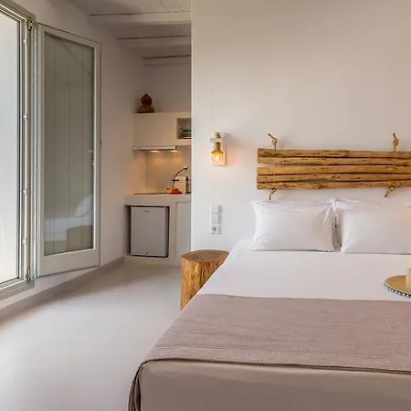 Halara * Plaka (Milos)