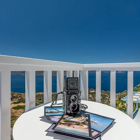 Halara * Plaka (Milos)